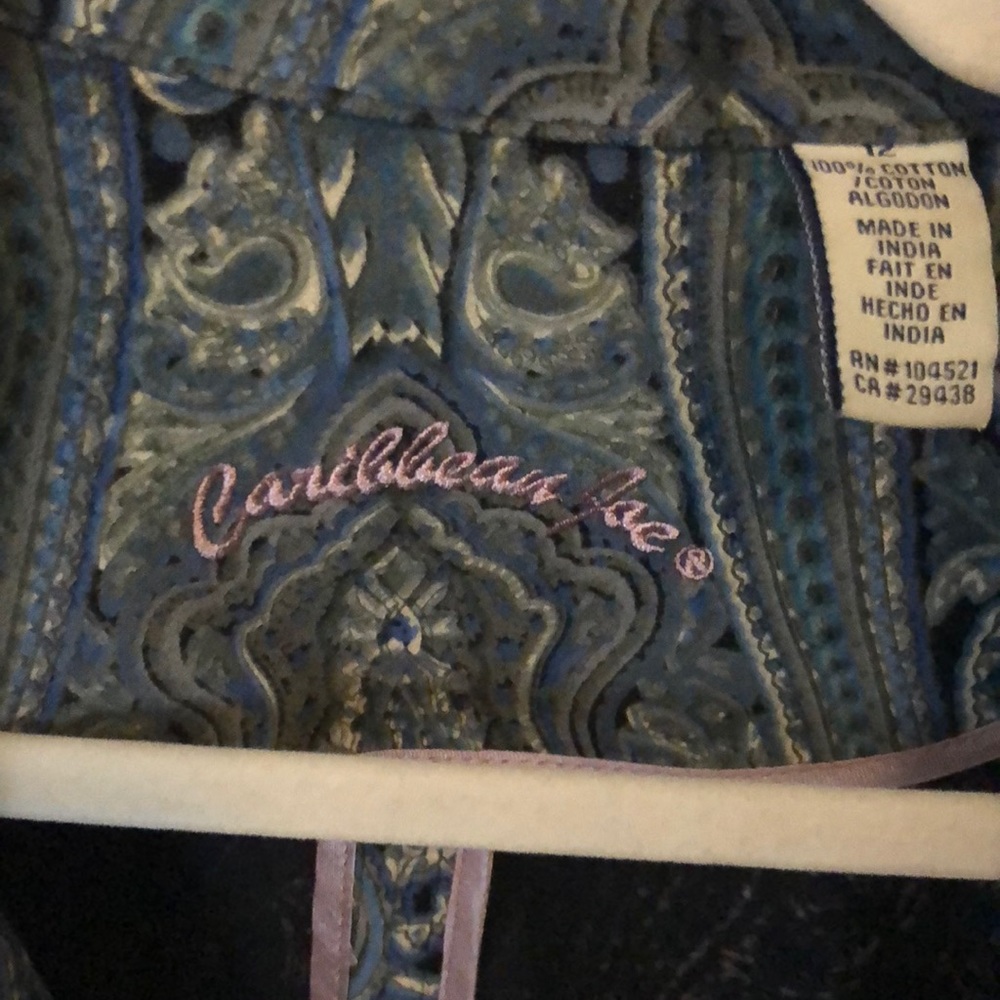 Blazer - Picture 2 of 3